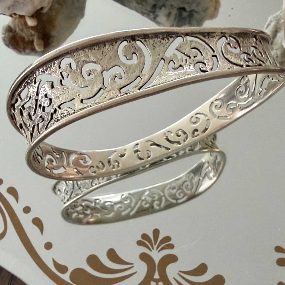 Silpada 925 Silver Bracelet( made in India )new condition
